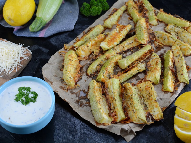 Хрумкі кабачки без олії. Простий рецепт сезонної страви