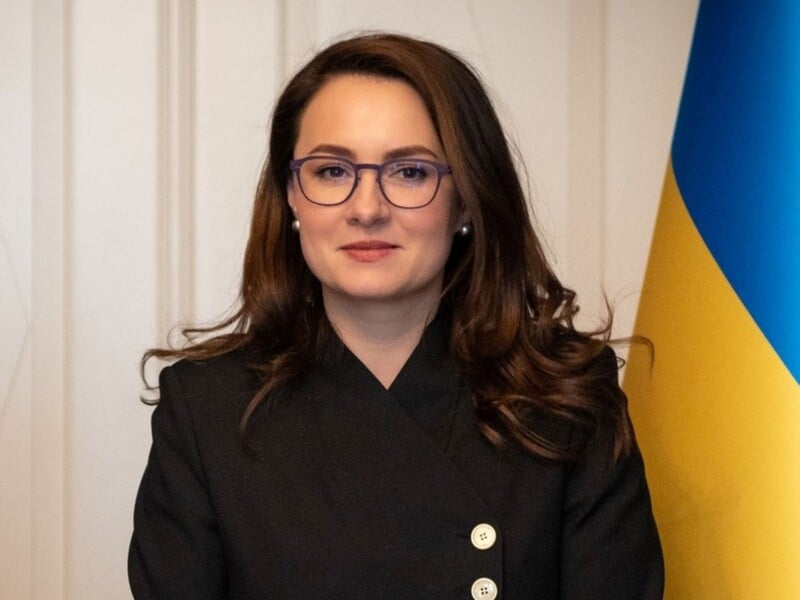 "Без п'яти хвилин прем'єр-міністерка" Свириденко здивувала своїми уміннями в центрі Києва. Відео "Без п'яти хвилин прем'єр-міністерка" Свириденко здивувала своїми уміннями в центрі Києва. Відео