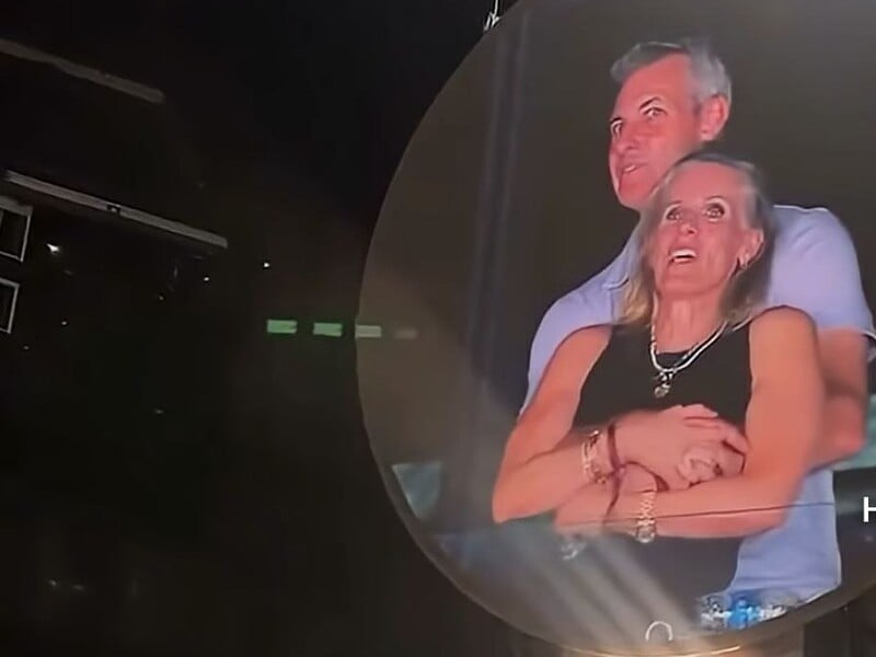 Лідер Coldplay зробив заяву після того, як на концерті засвітили одруженого чоловіка з коханкою