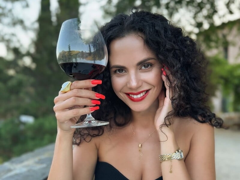 Каменських у шортах станцювала поруч зі своєю 70-річною мамою. Відео Каменських у шортах станцювала поруч зі своєю 70-річною мамою. Відео