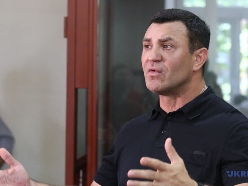 "Переїв філерів". Безугла показала свіже фото скандального нардепа "Переїв філерів". Безугла показала свіже фото скандального нардепа