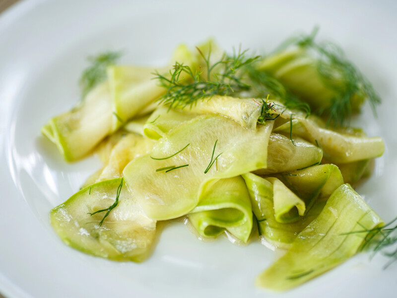 "Ну дуже смачні! Обов'язково спробуйте!" Мариновані кабачки. Рецепт