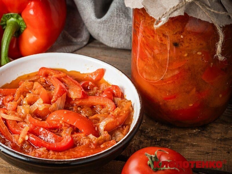 "Однаково класно з мʼясом і рибою чи будь-яким гарніром". Салат із болгарського перцю на зиму