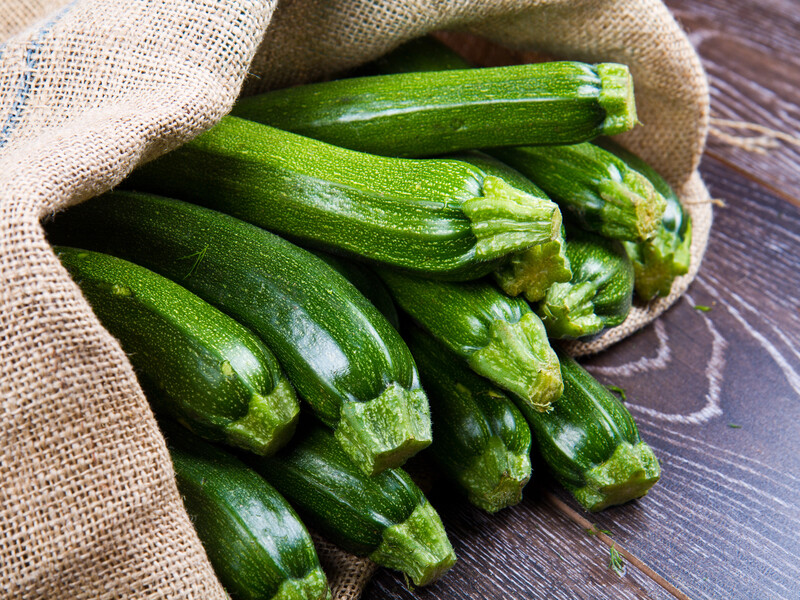 Один простий трюк збільшить урожай кабачків удвічі