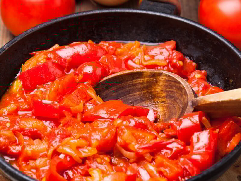 Просто додайте це до перцю – і отримаєте неймовірно смачне лечо. Швидкий рецепт консервації