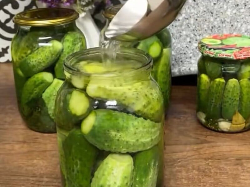 Залиште в цьому огірки на ніч – і банки не вибухнуть. Секретний лайфхак консервування на зиму Залиште в цьому огірки на ніч – і банки не вибухнуть. Секретний лайфхак консервування на зиму
