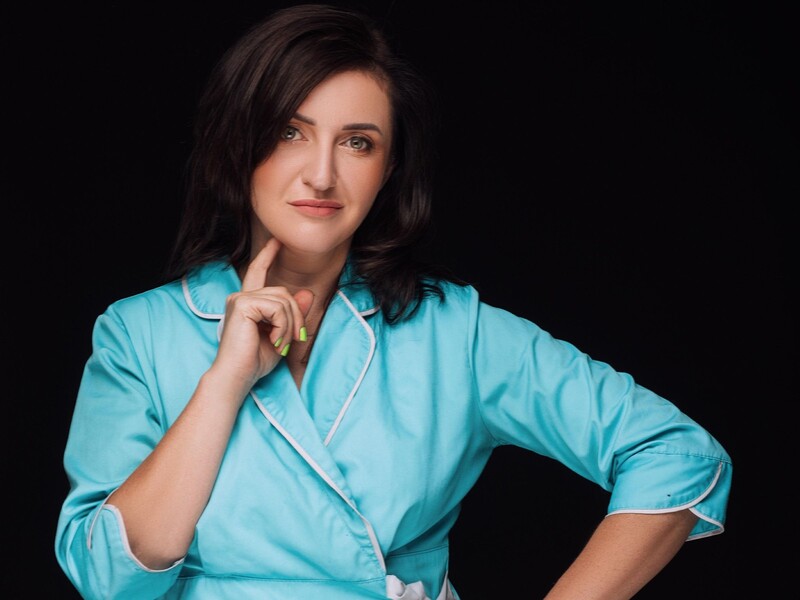 Чому гель-лак – шкідливий, що таке білизна для ніг і який педикюр у трендах. Інтерв'ю з подологом