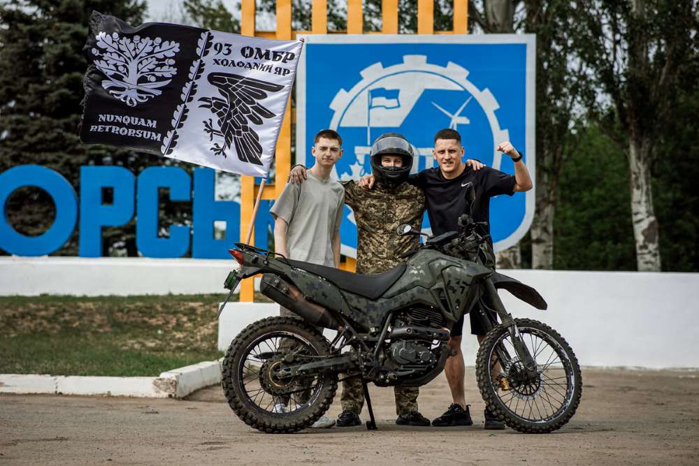 Хіт війни повертається: «Пацики на моциках» 2.0 - нова фронтова версія від KOLABA