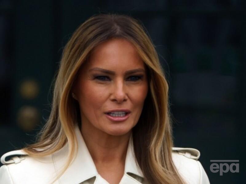 "Не стелила доріжки і не тисла руки вбивці". Бурмака захопилася позицією Меланії Трамп