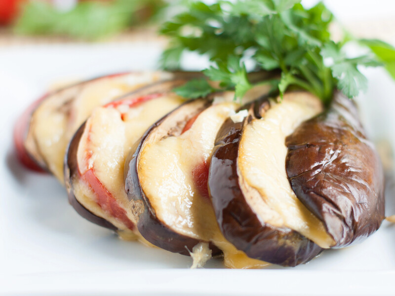 "Баклажан стане іншим". Клопотенко запропонував п’ять варіантів подавання запеченого баклажана