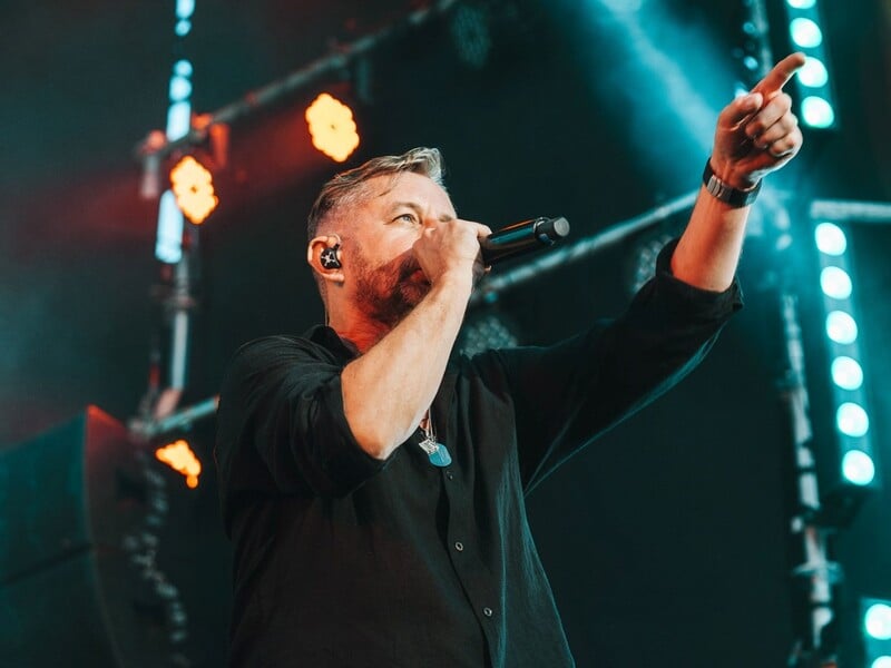 Жадан уперше відреагував на чутки про роман із народною депутаткою