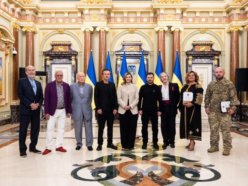 Зінкевич, Вакарчук, Монастирська й інші – "Національні легенди України". Зеленський вручив нагороди