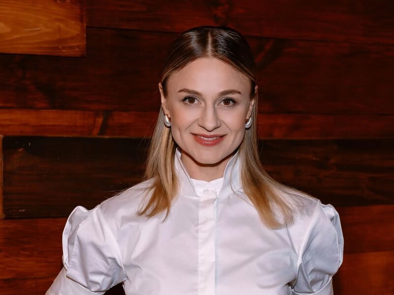 Атака на Київ. Мартиновська показала руйнування у квартирі, яку вона винаймає в центрі за $500. Фото