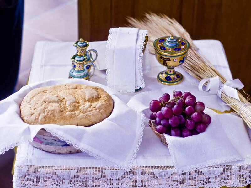 "Горіховий Спас – сонце на осінь пішло". Як святкували третій Спас і що клали в кошик для освячення "Горіховий Спас – сонце на осінь пішло". Як святкували третій Спас і що клали в кошик для освячення