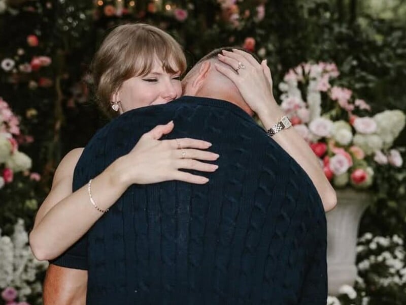 Свіфт, яка увійшла до списку Forbes зі статками $1,1 млрд, виходить заміж за "вчителя фізкультури"