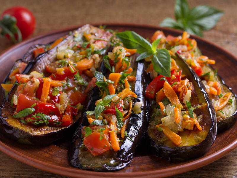 Зробіть так – і квашені баклажани з морквою вразять вас смаком. Рецепт простої страви