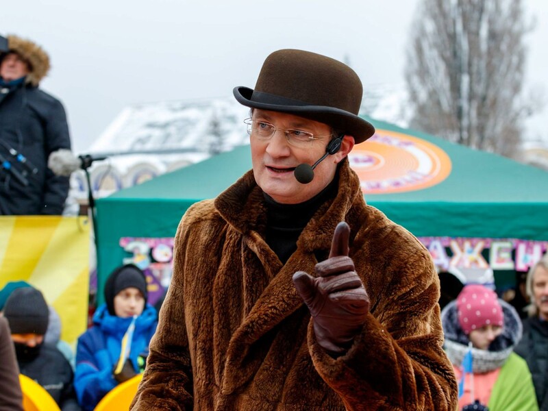 "Я вже занадто велика зірка". Кондратюк шукає нового ведучого для шоу "Караоке на Майдані" "Я вже занадто велика зірка". Кондратюк шукає нового ведучого для шоу "Караоке на Майдані"