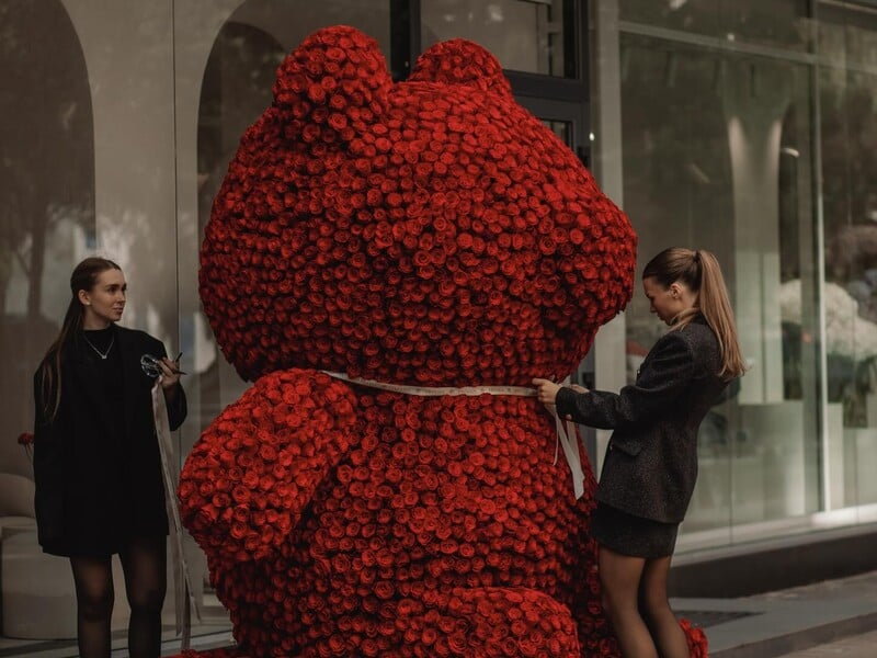 У мережі розгорівся скандал навколо букета за 536 тис. грн. Що про це відомо