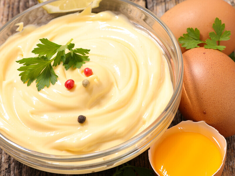 Дві хвилини – і дуже смачний домашній майонез готовий. Найпростіший рецепт