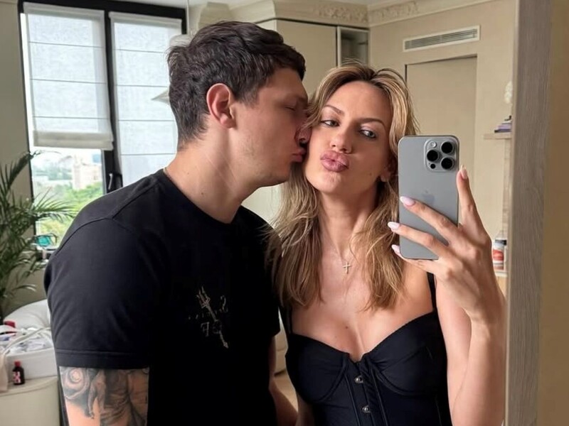 "Якщо хтось подарує золоту соску, будемо користуватися". Нікітюк розповіла, чи балує свого тримісячного сина