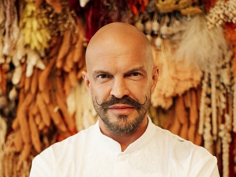 Перукар зіпсував зовнішність Ярославського – кулінар вибухнув від обурення. Відео Перукар зіпсував зовнішність Ярославського – кулінар вибухнув від обурення. Відео