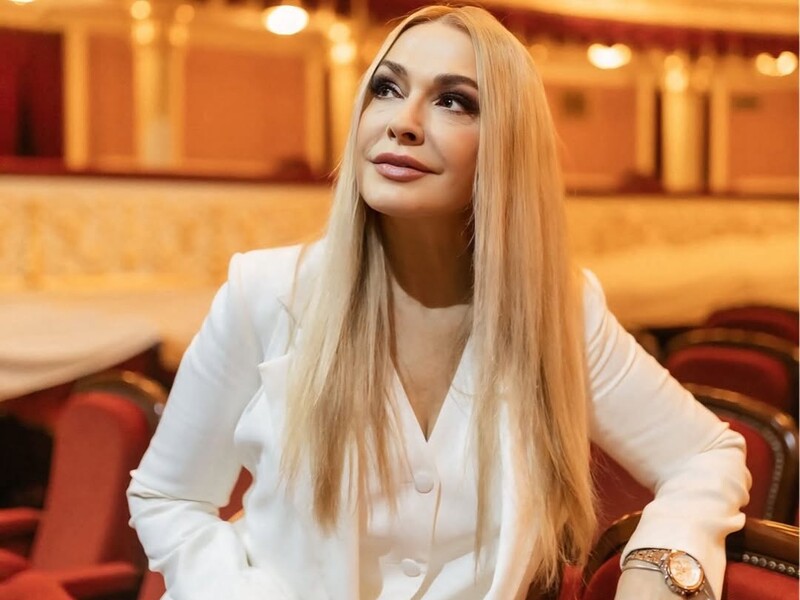 Який вигляд мала Ольга Сумська 20 років тому й зараз. Шість знімків зірки