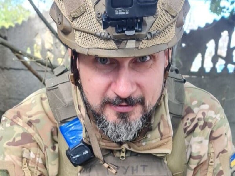Режисер і колишній бранець Кремля Сенцов став командиром батальйону – ЗМІ Режисер і колишній бранець Кремля Сенцов став командиром батальйону – ЗМІ