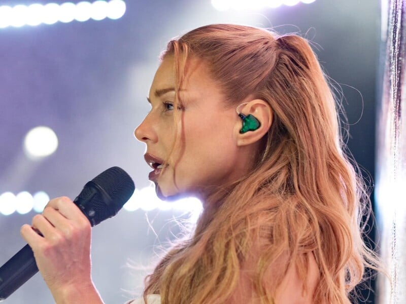 Тіна Кароль більше не білявка. Який вигляд тепер має зірка і що про це говорять її шанувальники