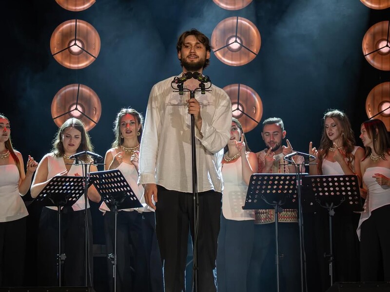 Хор "Гомін" укотре підірвав мережу – три пісні, які принесли славу колективу. Відео