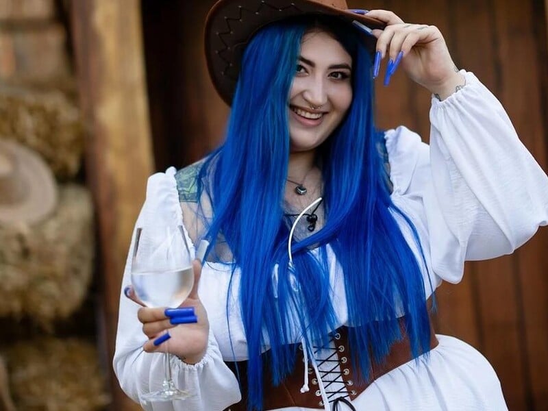 Українську Instagram-блогерку Русалочку XL оштрафували майже на 5 млн грн. За що?