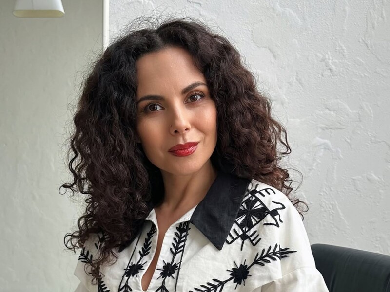 Каменських покинула Україну. Її команда назвала країну, у якій співачка працюватиме після скандалу