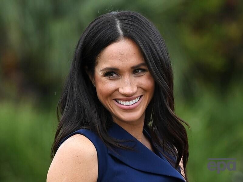 Дружина принца Гаррі привітала матір. Який вигляд вони мали багато років тому