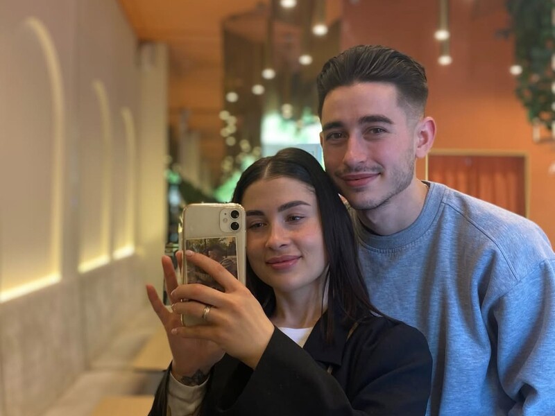 "Буду щасливою". Дружина Сасанчина відреагувала на чутки про його зради