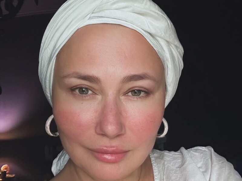 Мозгова несподівано змінила імідж до невпізнаваності. Фото тоді й зараз