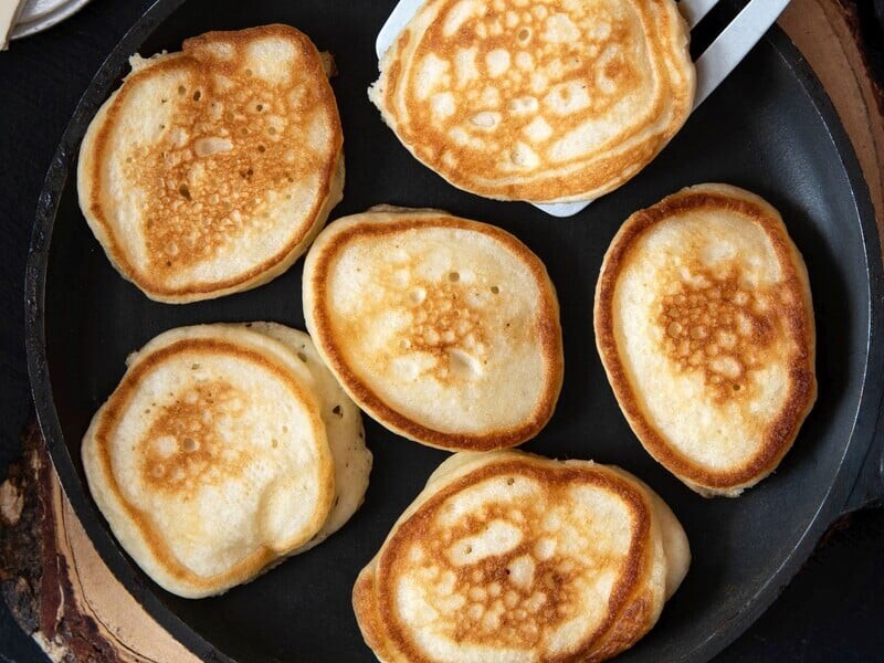 Замісіть тісто для оладок на цьому – і вони вийдуть дуже пишними й смачними. Швидкий рецепт