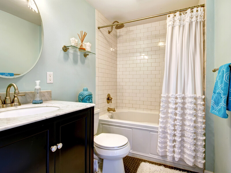 Неприємний запах у ванній зникне. П'ять кроків до зменшення вологості