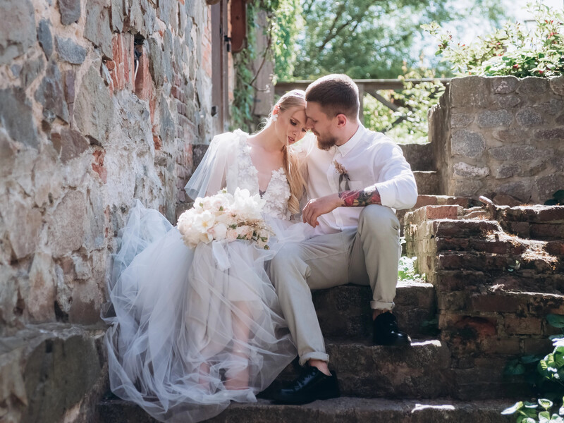 Усі молодята будуть вдячними за такі подарунки. Що дарувати на весілля, щоб не зіпсувати свята