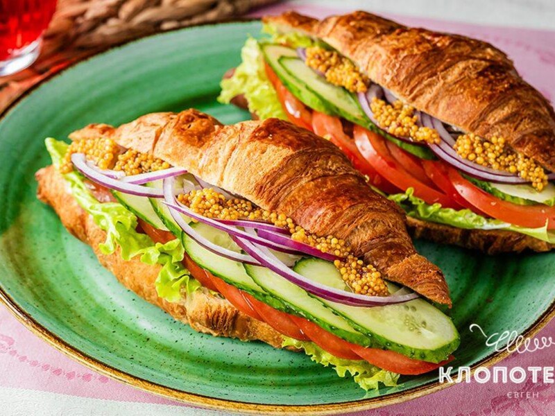 Покладіть це всередину круасана – і вийде божественний сендвіч. Ідея для смачного й корисного перекусу Покладіть це всередину круасана – і вийде божественний сендвіч. Ідея для смачного й корисного перекусу