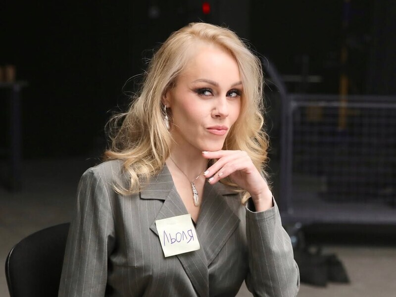 Олена Тополя, яка подала заявку на "єВідновлення", розповіла, що зараз зі зруйнованою квартирою