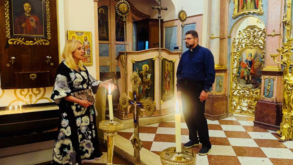 Українки з Міжнародного жіночого руху «За сімейні цінності» зустрілися з отцем Олегом Ковтуном у Відні: спільна молитва та плани на співпрацю