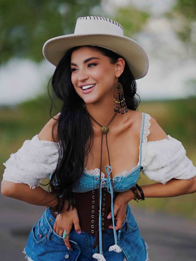 JULIANA розтоплює кригу: прем’єра кліпу «Тане лід»