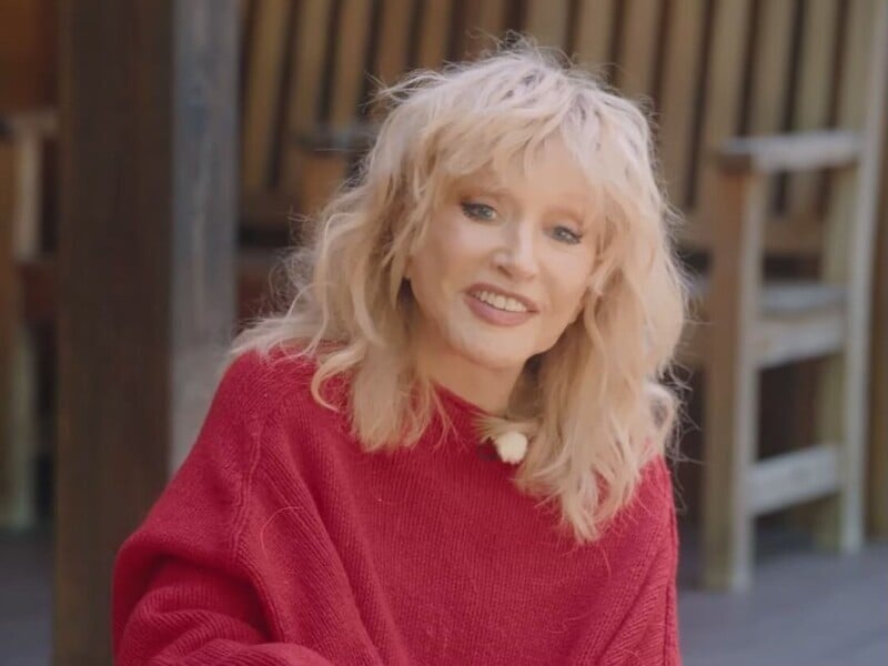 Від Пугачової вимагають 1,5 млрд руб. за знецінення Путіна. Чому суди не приймають заяву