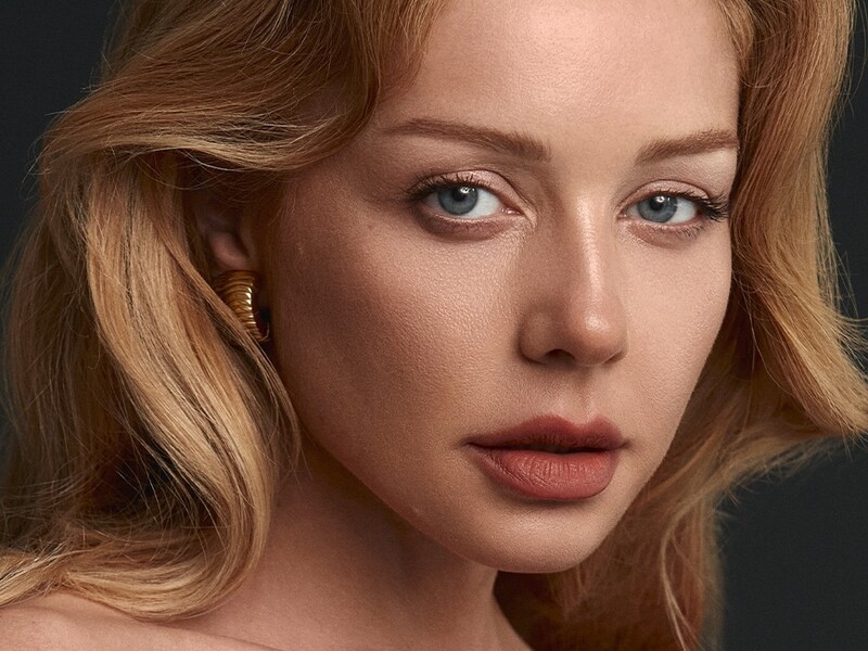 Тіна Кароль показала фігуру на повний зріст. Співачка продемонструвала також тіло зі спини