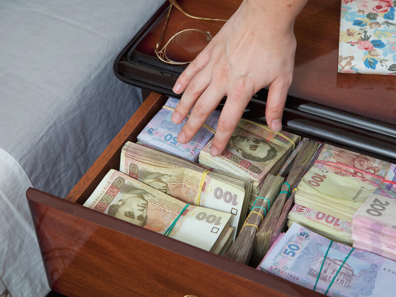 Чому українці ще не одержали "Нацкешбек" за серпень. У "Дії" розповіли, коли надійдуть гроші на картки Чому українці ще не одержали "Нацкешбек" за серпень. У "Дії" розповіли, коли надійдуть гроші на картки