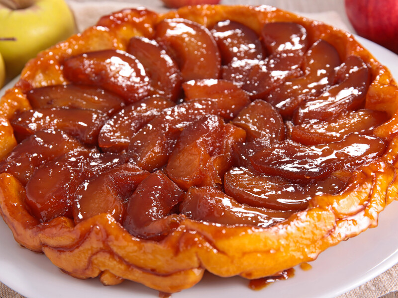 Найсмачніший пиріг із Франції. Перевернутий тарт Татен із карамелізованими яблуками