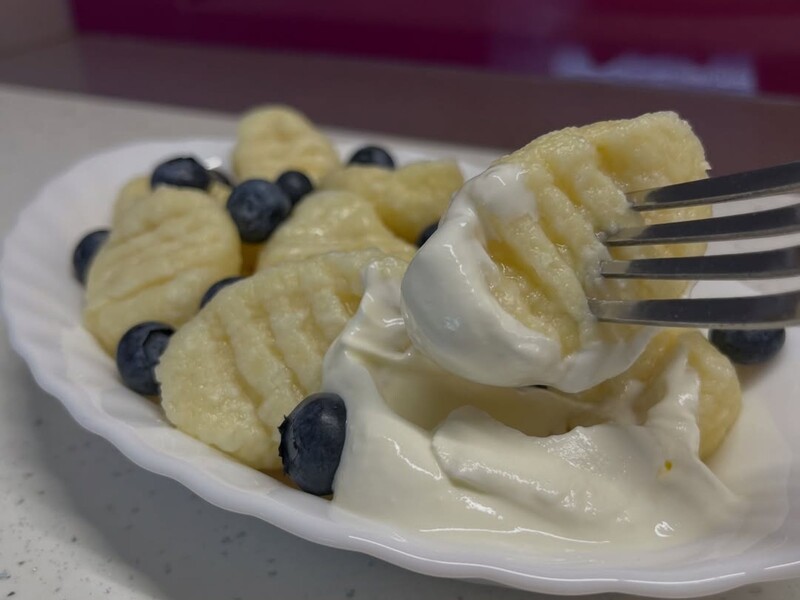 Додайте це до борошна – і ліниві вареники вийдуть дуже ніжними і смачними. Рецепт