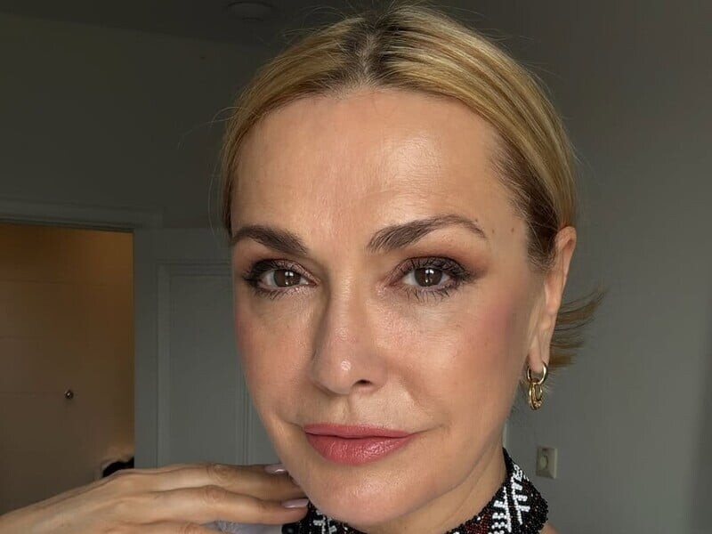 "Просто жах… Ганьба вам!" Ольга Сумська накинулася на журналістку за порівняння її із сестрою