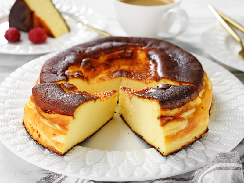 Легендарний чизкейк "Сан-Себастьян": як приготувати вдома