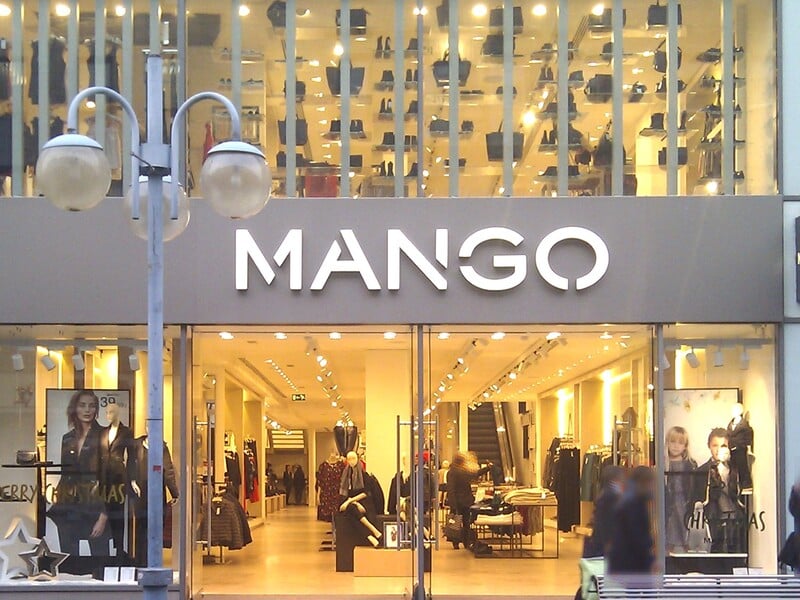 Приголомшливі подробиці загадкової загибелі засновника Mango – чому у трагедії підозрюють сина Приголомшливі подробиці загадкової загибелі засновника Mango – чому у трагедії підозрюють сина