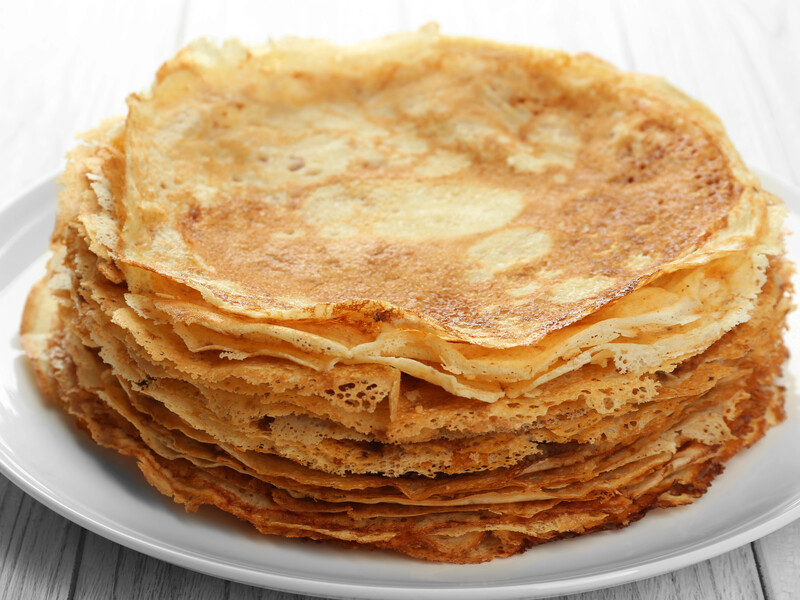 Секрет ідеальних млинців – у цих пропорціях. Скористайтеся найпростішим рецептом